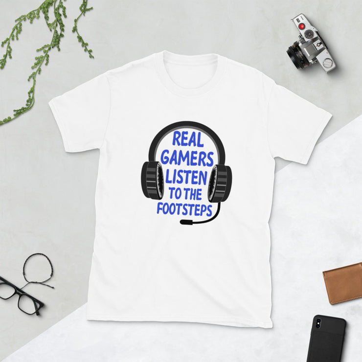 Real Gamers listen to Footsteps - Leonard Ernst